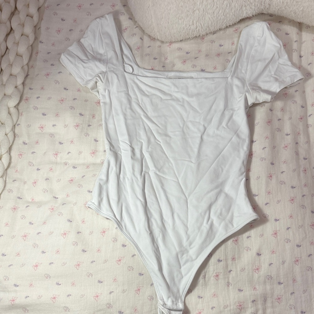 Aritzia White Women's Bodysuit